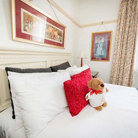 Cobb & Co Court Boutique Hotel 머지 외부 사진