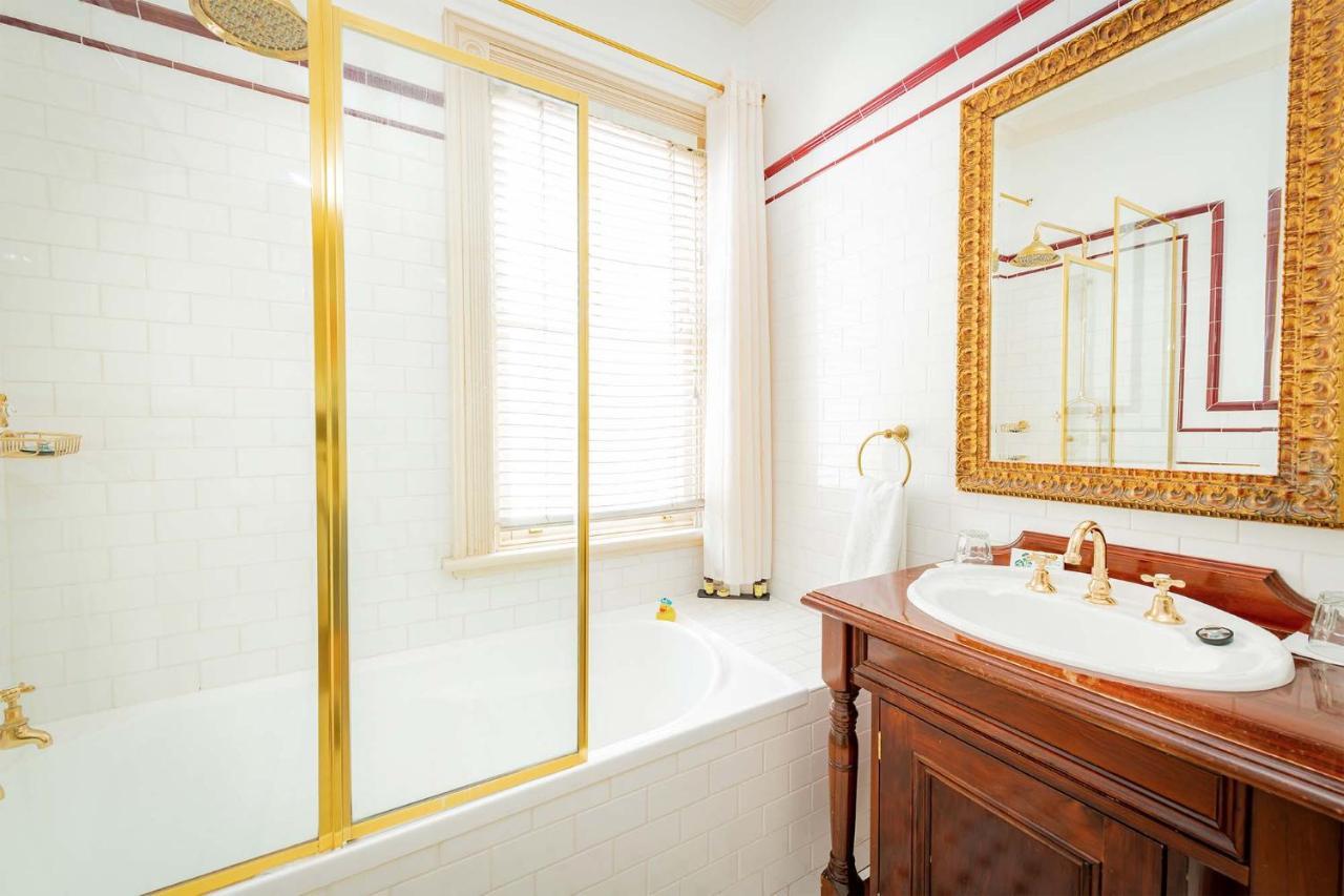 Cobb & Co Court Boutique Hotel 머지 외부 사진