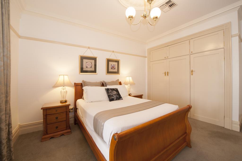 Cobb & Co Court Boutique Hotel 머지 외부 사진