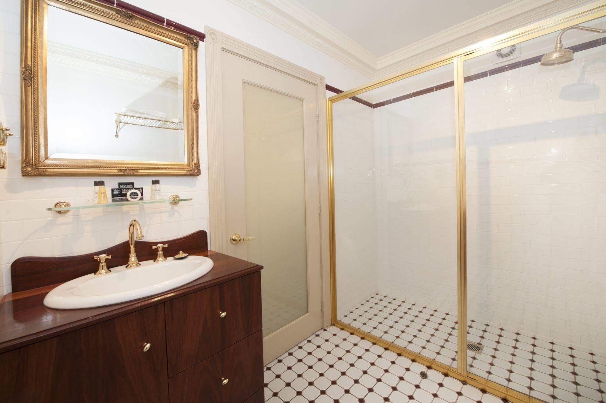 Cobb & Co Court Boutique Hotel 머지 외부 사진